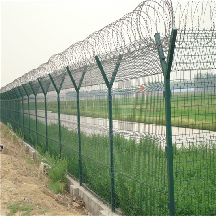 機(jī)場(chǎng)鋼筋網(wǎng)圍界不同之處圖片2