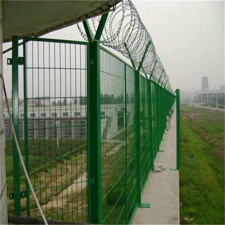 機(jī)場鋼筋網(wǎng)圍界國家要求標(biāo)準(zhǔn)圖片4